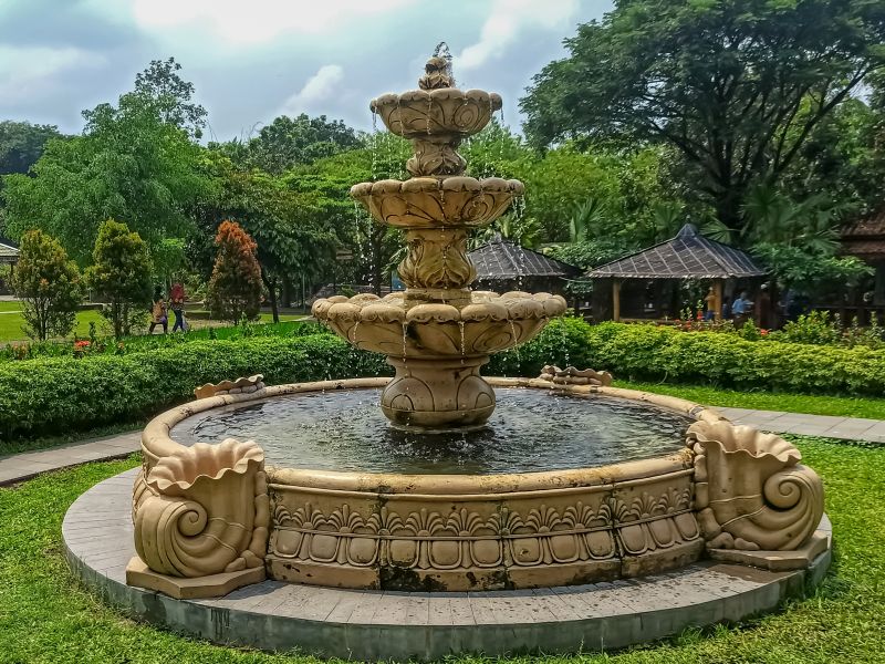 Water Feature Maintenance detail